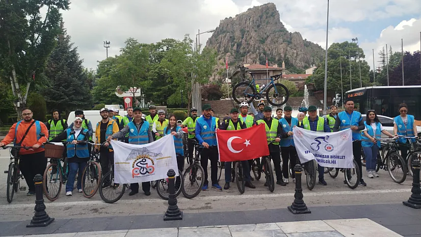 Bağımlılıkla Mücadele İçin Bisiklet Sürdüler