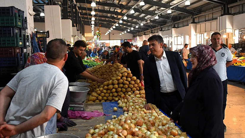 Başkan Durgut, Pazarcı Esnafı İle Bir Araya Geldi