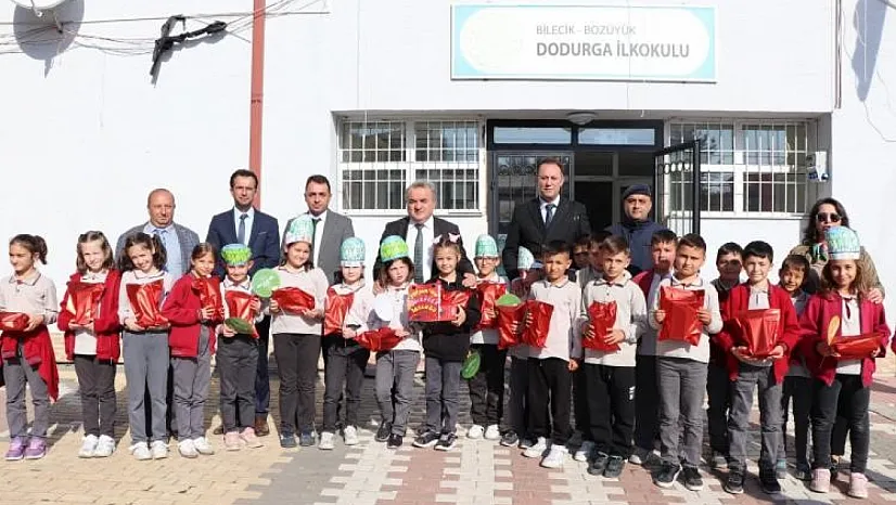 Bozüyük'te Kaymakam Ve Öğrenciler Kitapla Buluştu