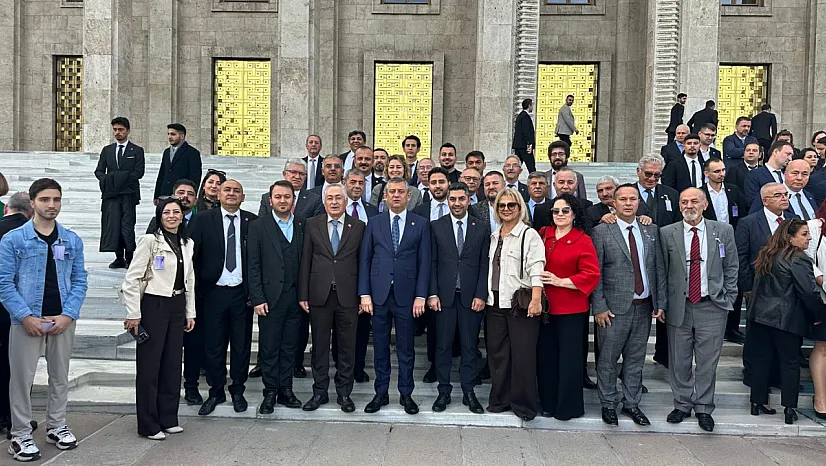 Bu Fotoğraf Kafa Karıştırdı