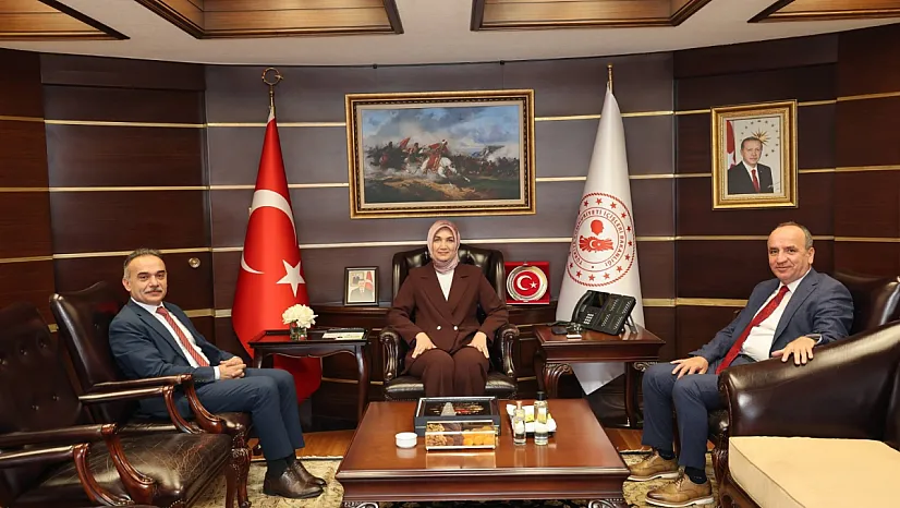 Devlet Ana Kanun Adamları İle Biraraya Geldi