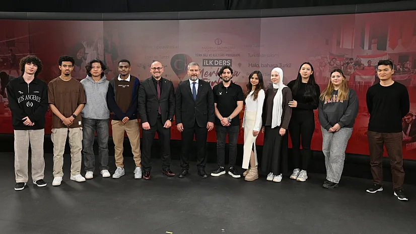 Dünyasının 123 Ülkesindeki Yaklaşık 4 Bin Öğrenci Türkçeye 'Merhaba' Dedi