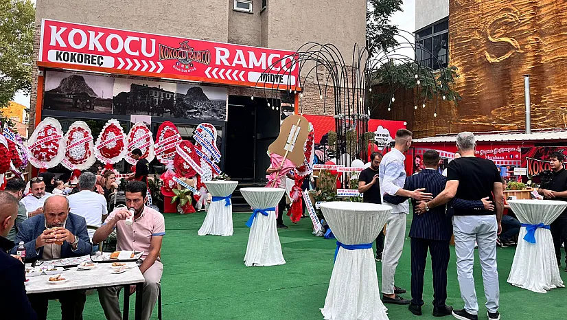 Efsane Lezzet Şimdi Gazlıgöl Caddesi'nde