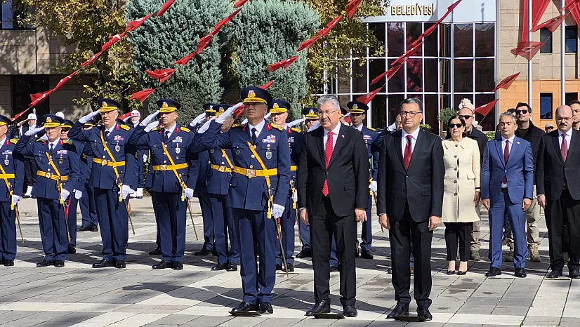 Eskişehir'de 29 Ekim Kutlamaları Başladı