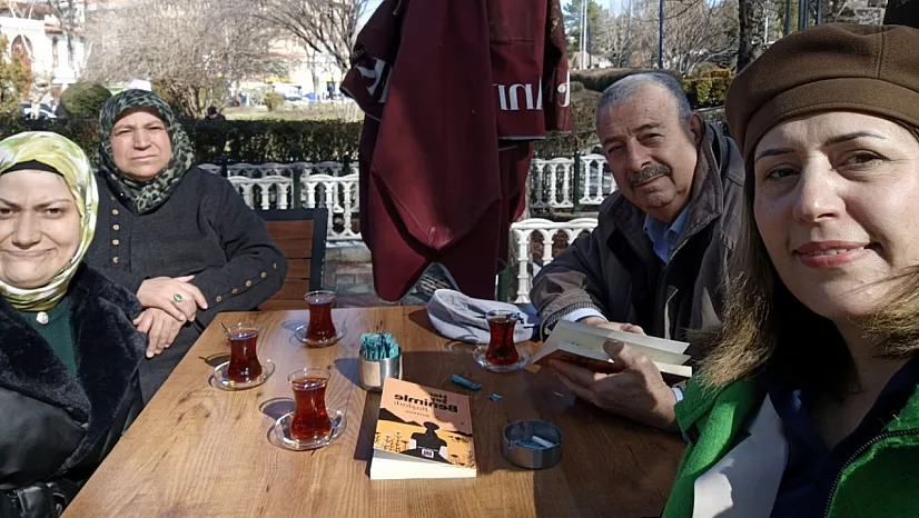 Genç Yazar'ın Kitabına Deneyimli Yazarlardan Tam Not