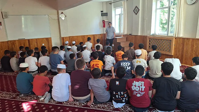 Hafız Adaylarına Teknoloji Bağımlılığına Karşı Önemli Eğitim