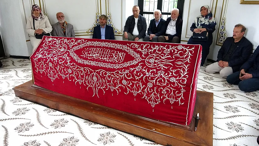 Hayme Ana, Anneler Günü'nde Kabri Başında Anıldı