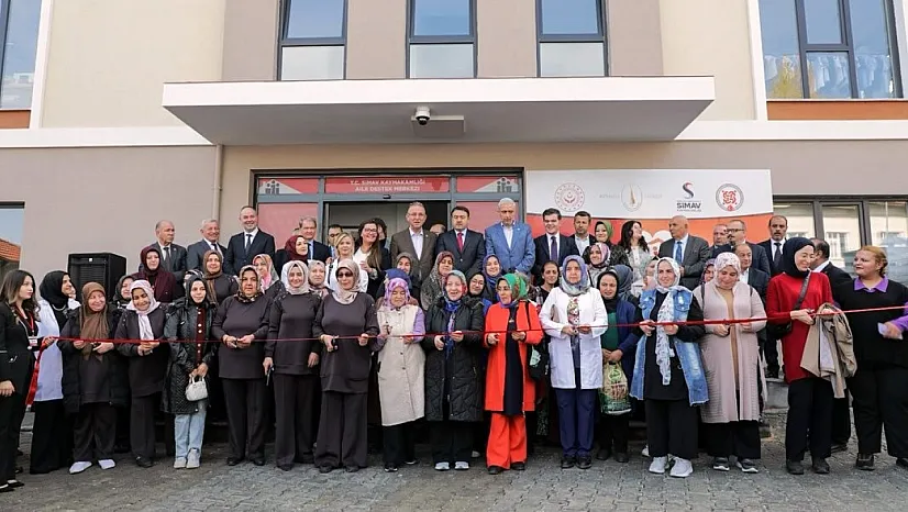 Kütahya Valisi Işın: 'Kadınlarımız Toplumun Direğidir'