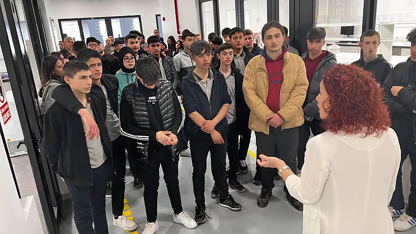 Lise Öğrencilerine Askeri Fabrika Ve Çalışma Sistemi Anlatıldı