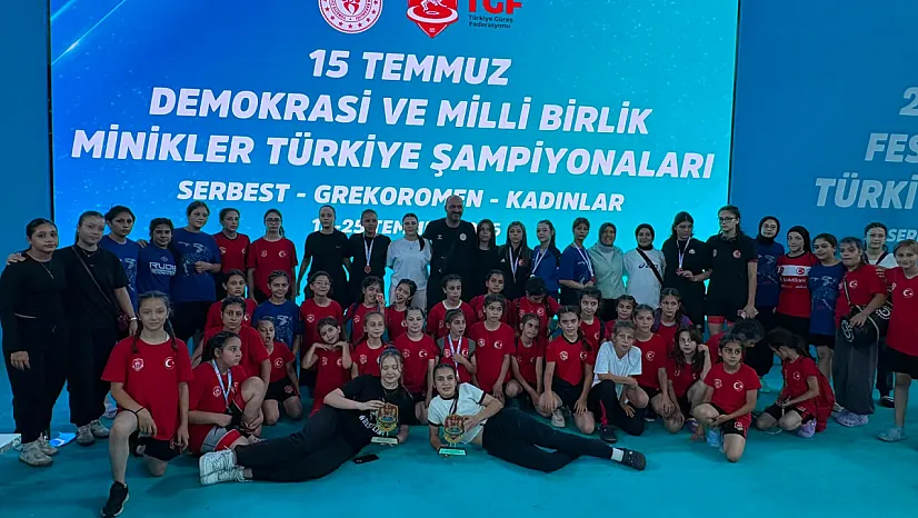 Madalyalar Yağmur Olup Yağdı