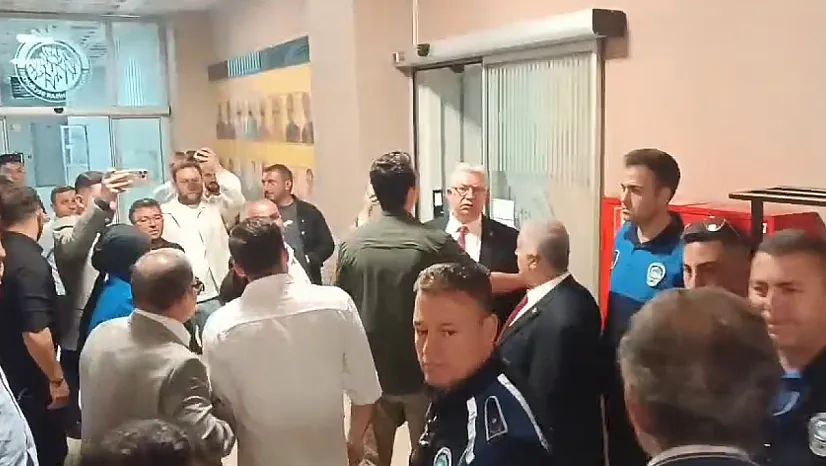 Meclis Ara Verdi, Kuliste Tartışma Yaşandı