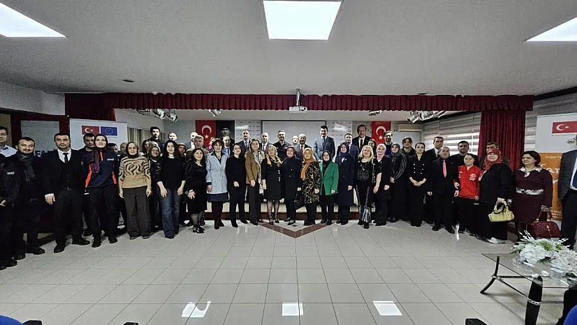 Milletvekili Taytak'tan 'FarkıMda Mısın' Projesine Tam Destek