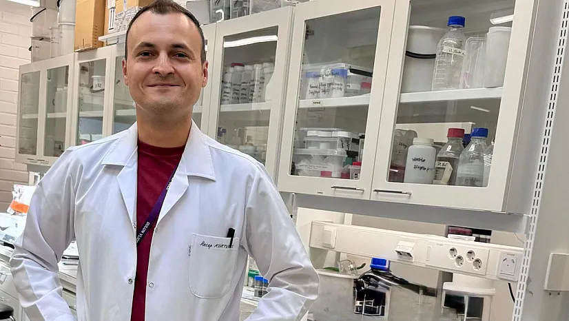 Nükleer Atıklar Camla Kilitleniyor! AKÜ'den Stratejik Yerli Teknoloji