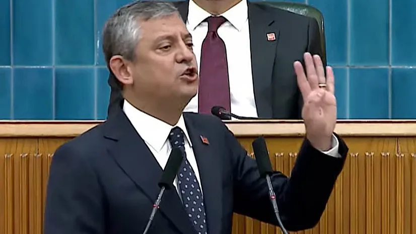 Özgür Özel CHP Kürsüsüne Çıktı, Yeni Partiyi Açıkladı