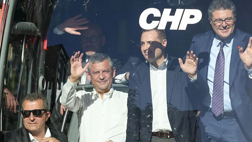 Özgür Özel'in Rotası: Genç Parti Formülü