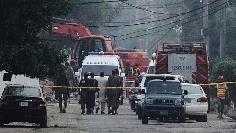 Pakistan-Hindistan Savaşı Resmen Başladı!