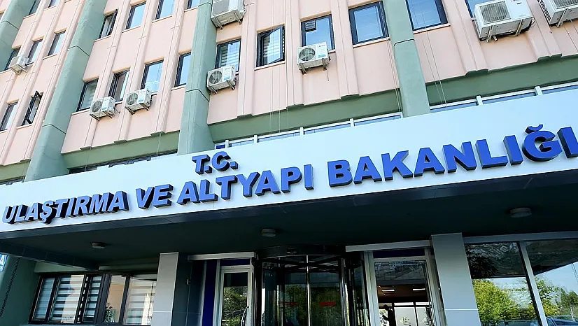 Polonya Uçağı Türk Hava Sahasında Yakın Takibe Alındı
