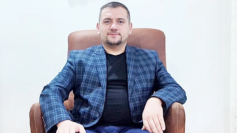 Seçime Günler Kala Afyon'da Beklenmedik Karar: Başkan Adayı Çekildi