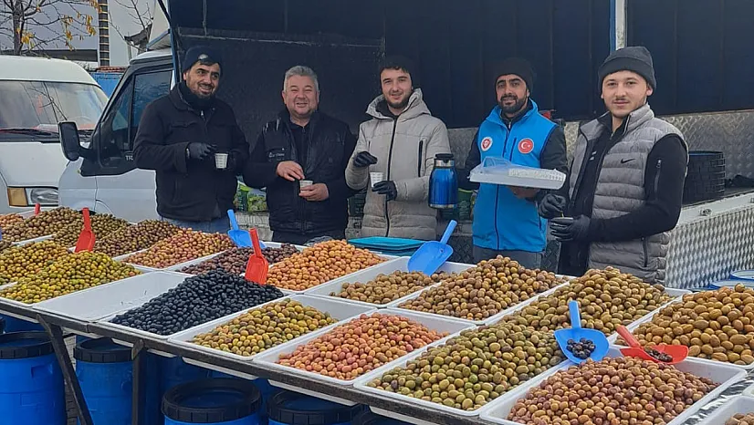 Siftah müşteriden, çaylar Diyanet'ten