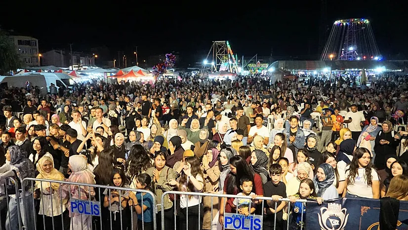 Şuhut'ta Zafer Haftası Coşkusu Konserlerle Sürüyor