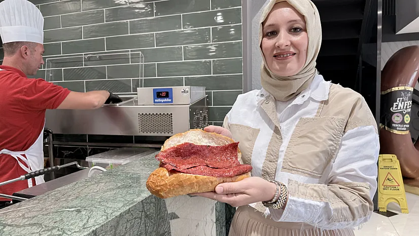 Tatilcilerin Yeni Gözdesi Sucuk Döner
