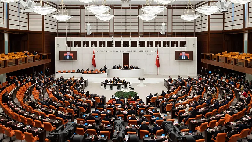 TBMM Tatile Girdi, Karar Resmi Gazete'de