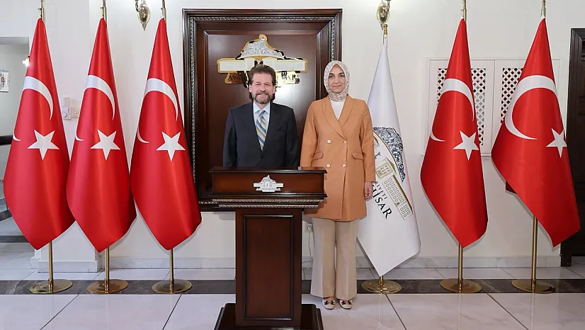 Vali Yiğitbaşı, Büyükelçi Manasijevski'yi Kabul Etti