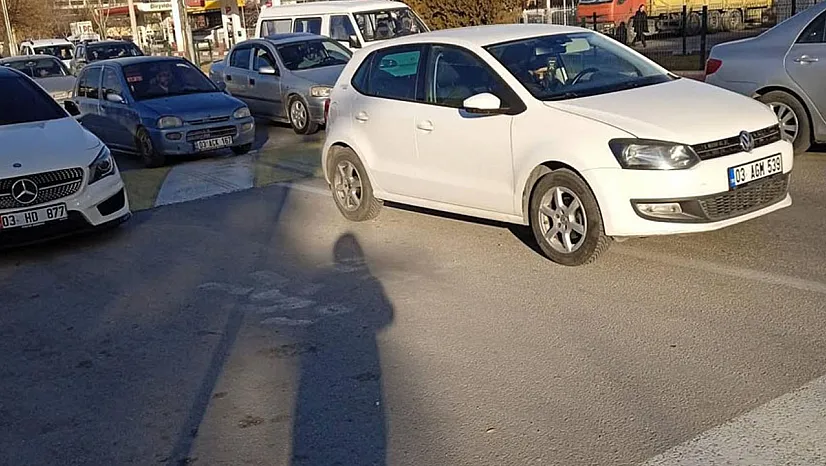 Vatandaş Diyor Ki: Trafikte Can Güvenliği İçin Alt Geçit, Üst Geçit Veya Işıklı Trafik Cihazı İstiyoruz