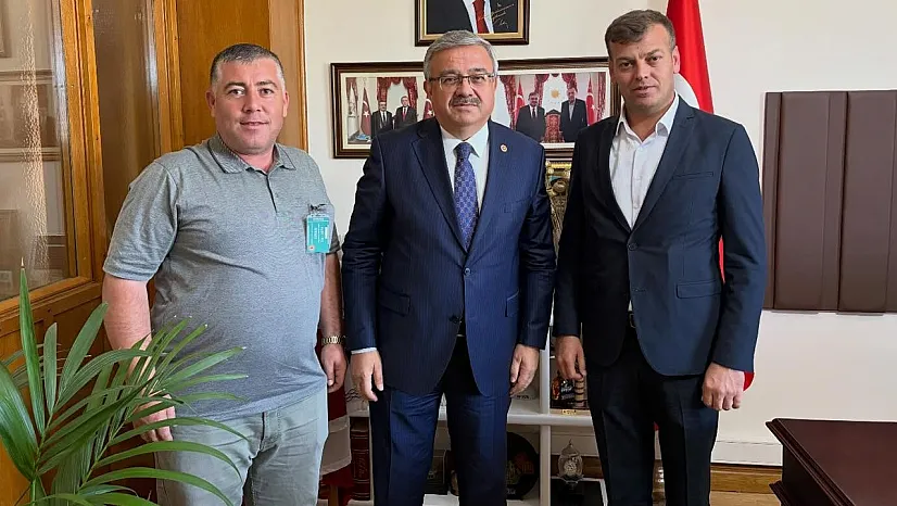 'Yasak Aşk' Suçlamasına Maruz Kalan Belediye Başkanı Meclis'te