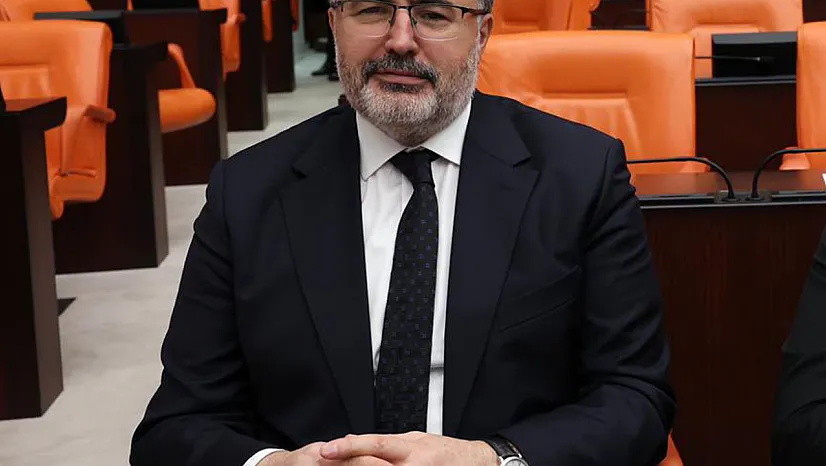 'Yediğin Hurmalar Gün Gelir Seni Tırmalar'