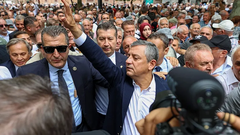 Yeni Parti Lideri Özel'den CHP Açıklaması