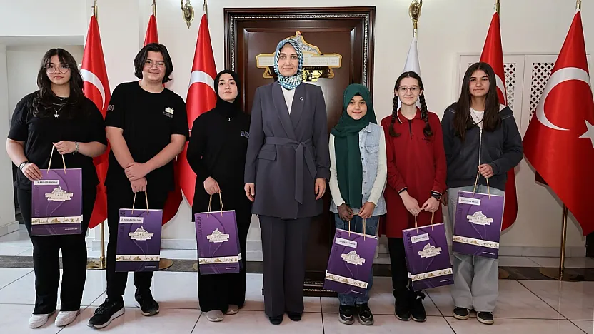 19 Mayıs Ruhunu Anlatan Öğrenciler Ödüllendirildi