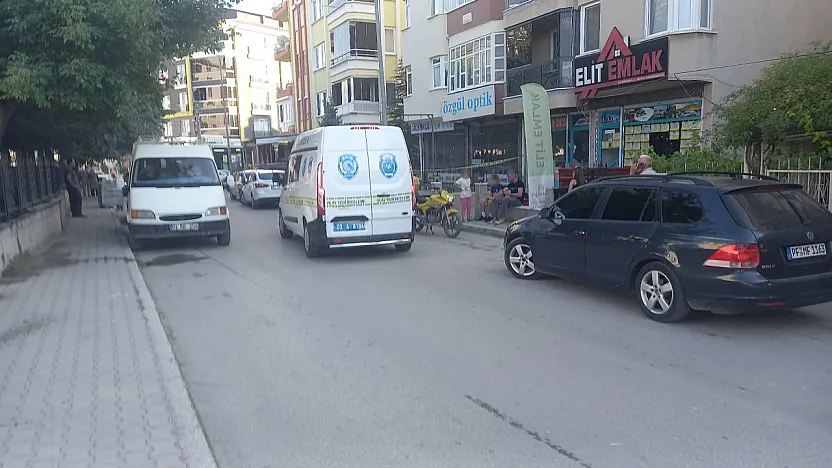 62 Yaşındaki Kadın 4. Kattan Düşerek Öldü