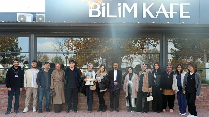 AFSÜ'de Anne Adaylarına Özel Eğitim