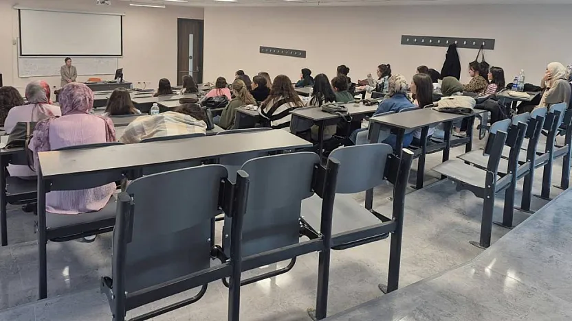 AFSÜ'lü Öğrencilere Kendi Şirketlerini Kurmanın Yolu Gösterildi!