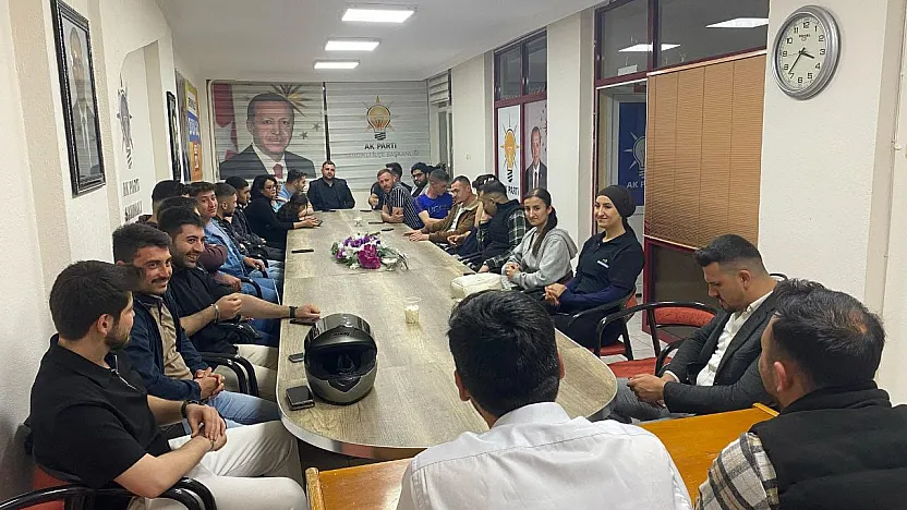 Afyon AK Gençlik'ten Sandıklı Mesaisi!