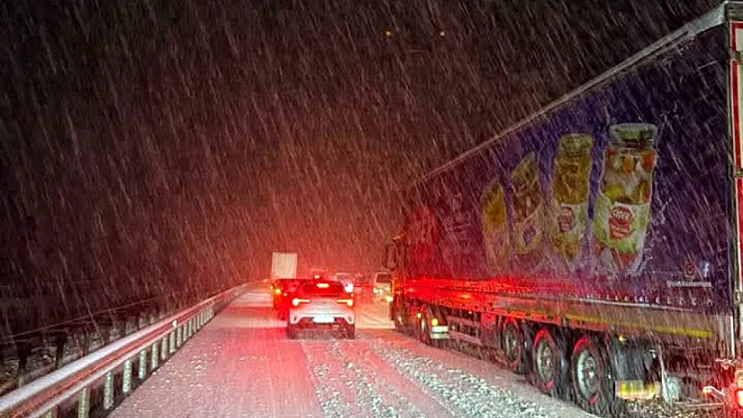 Afyon-Ankara Yolu Kapandı