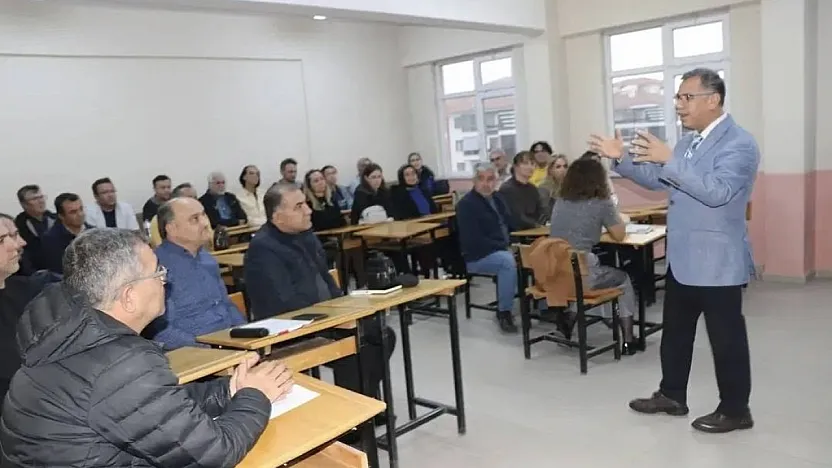 Afyon'da 240 Öğretmeni İlgilendiren Eğitim Başladı! 3 Hafta Sürecek