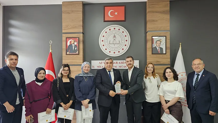 Afyon'da 30 Okulda 11.513 Öğrenciye Bağımlılıkla Mücadele Anlatıldı