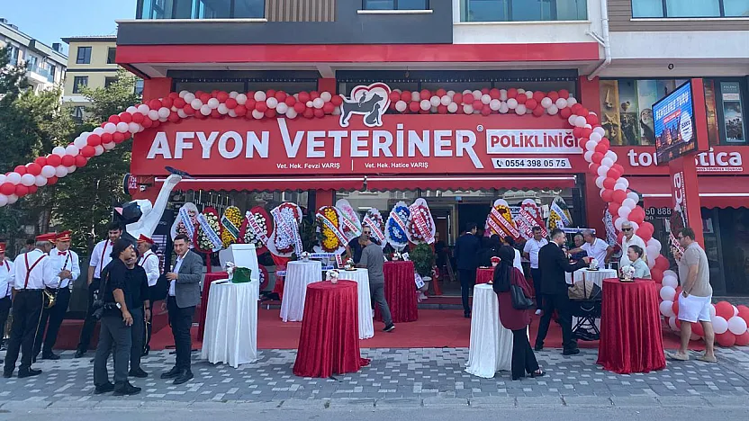 Afyon'da Açıldı, Türkiye Konuşacak: Fizik Tedavide Hayvanlara Umut Oldular!