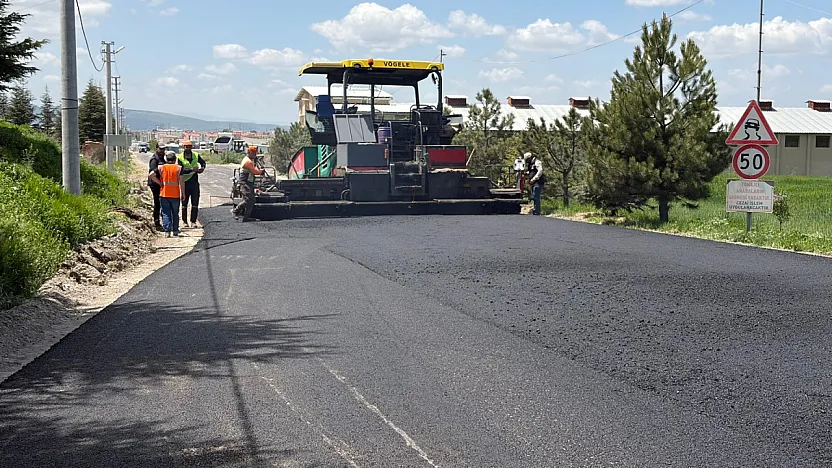Afyon'da Atık Plastikten Asfalt Üretildi