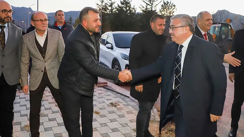 'Afyon'da Ayak Basmadık Yer Bırakmadık'