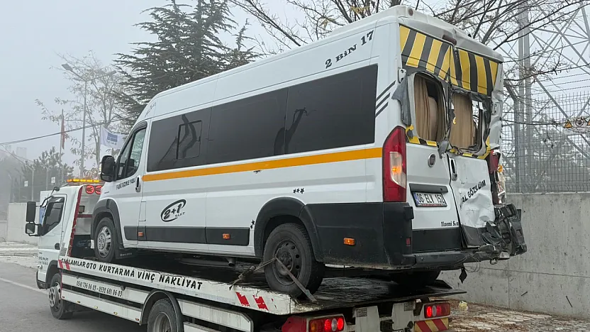 Afyon'da Bir Öğrenci Servisi Kazası Daha