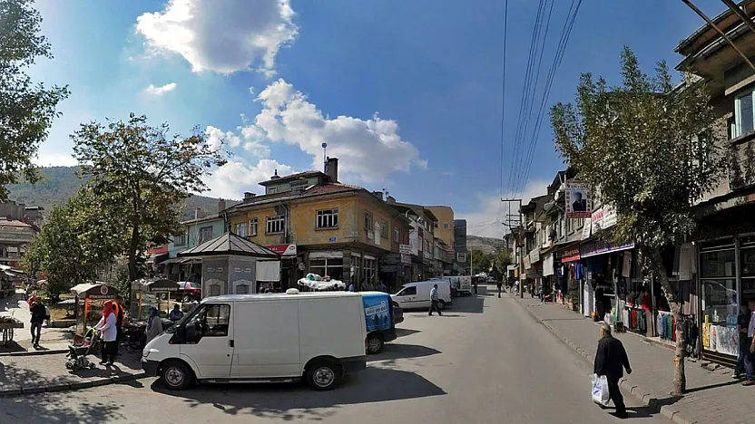 Afyon'da Bugün Bu Caddelere Araç Bırakmayın!