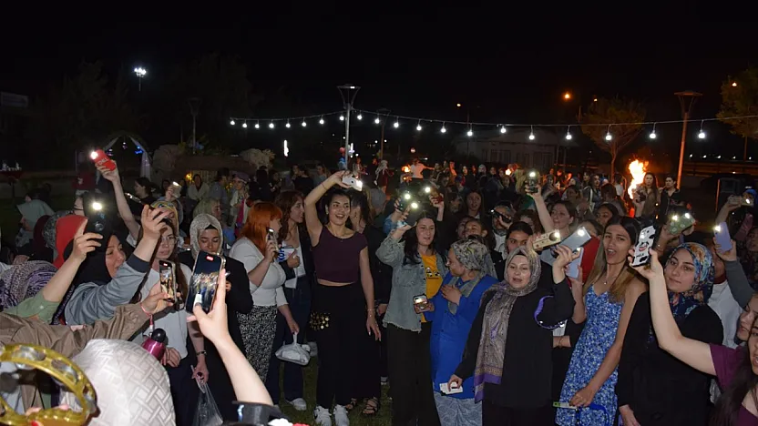 Afyon'da Düğün Gibi Mezuniyet!