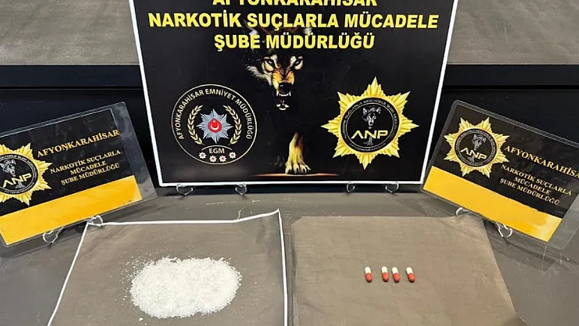 Afyon'da Durdurulan Otomobilde Uyuşturucu Ele Geçirildi