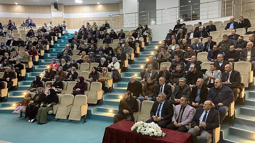 Afyon'da Eğitimciler Ve İdarecilere Önemli Konferans