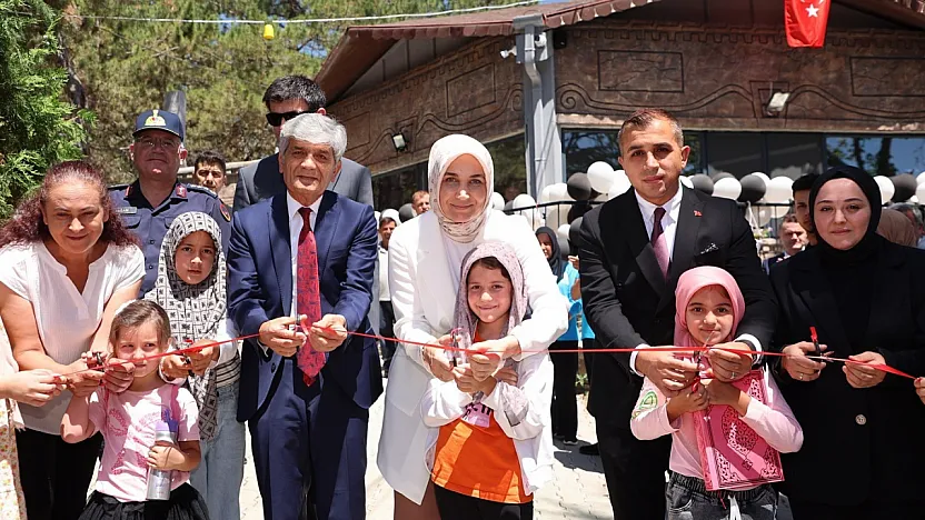 Afyon'da Engelsiz Kafe Açıldı… Öksüze, Yetime Ücretsiz…
