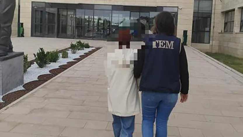 Afyon'da FETÖ Operasyonu ByLock Kullanıcısı Uzman Doktor Yakalandı