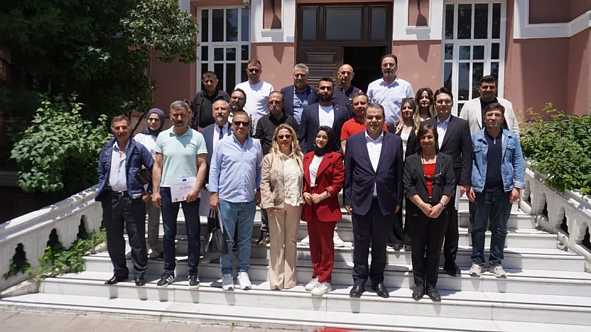 Afyon'da Gazetecilere Yapay Zeka Eğitimi Verildi